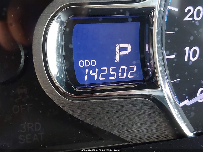 2013 Toyota Sienna Xle V6 7 Passenger Auto Access Seat VIN: 5TDYK3DC2DS352647 Lot: 43144593