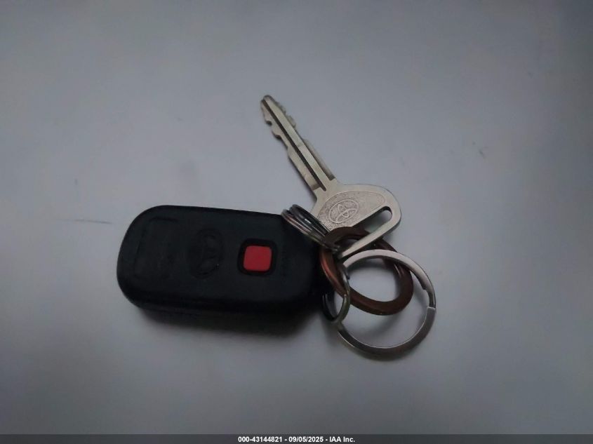 2002 Toyota Camry Solara Se VIN: 2T1CE22P92C014461 Lot: 43144821