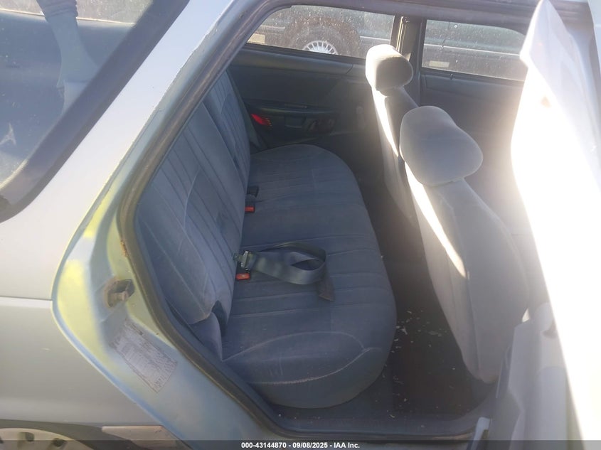 1993 Ford Taurus Gl VIN: 1FACP57U7PG260644 Lot: 43144870