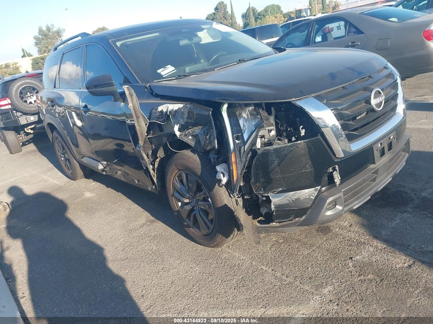 NISSAN PATHFINDER SV 2WD