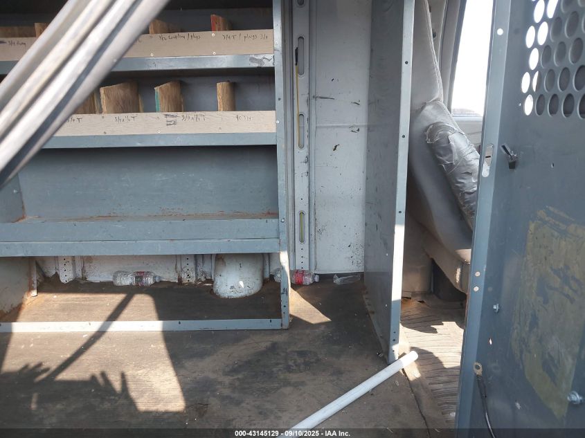 2004 Chevrolet Express VIN: 1GCFG15X941119117 Lot: 43145129