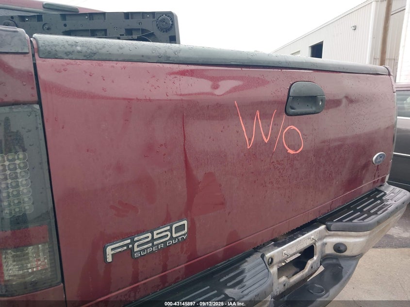 2004 Ford F-250 Lariat/Xl/Xlt VIN: 1FTNX21P94EB93363 Lot: 43145897