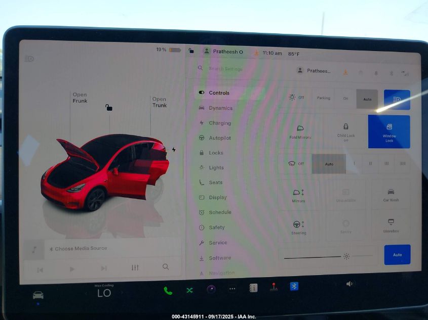 2024 Tesla Model Y Long Range Dual Motor All-Wheel Drive VIN: 7SAYGDEE3RA317604 Lot: 43145911