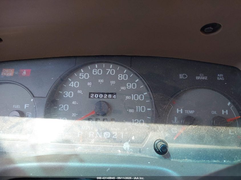 1998 Mercury Grand Marquis VIN: 2MEFM74W5WX607915 Lot: 43145945