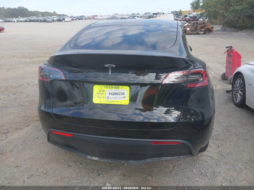 2021 Tesla Model Y Long Range Dual Motor All-Wheel Drive VIN: 5YJYGDEE0MF230784 Lot: 43146312