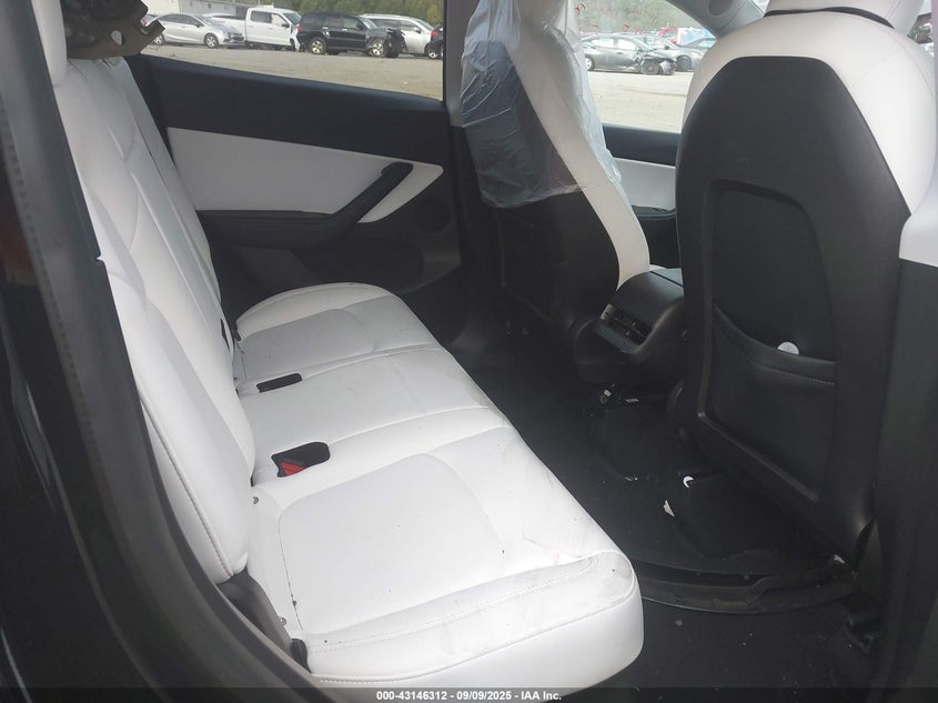 2021 Tesla Model Y Long Range Dual Motor All-Wheel Drive VIN: 5YJYGDEE0MF230784 Lot: 43146312