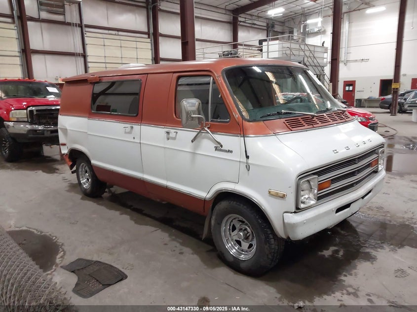 B21BE5X144383 1975 Dodg Tradesman B200 auction photo 1