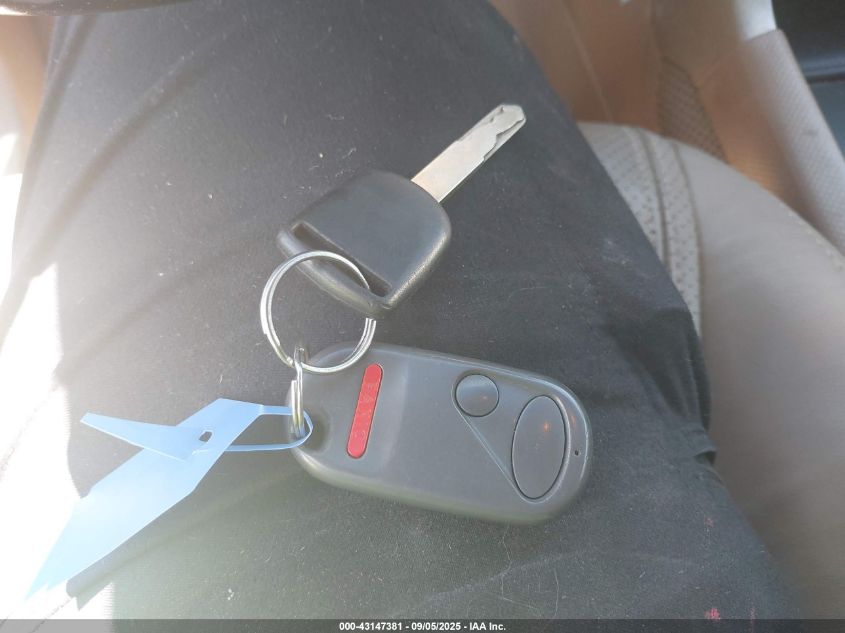 2004 Honda Pilot Ex-L VIN: 5FNYF185X4B005785 Lot: 43147381