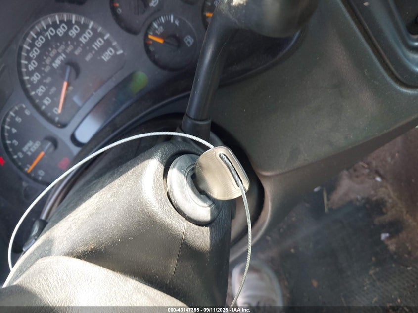 2005 Chevrolet Silverado 1500 Ls VIN: 2GCEC13T851196077 Lot: 43147385