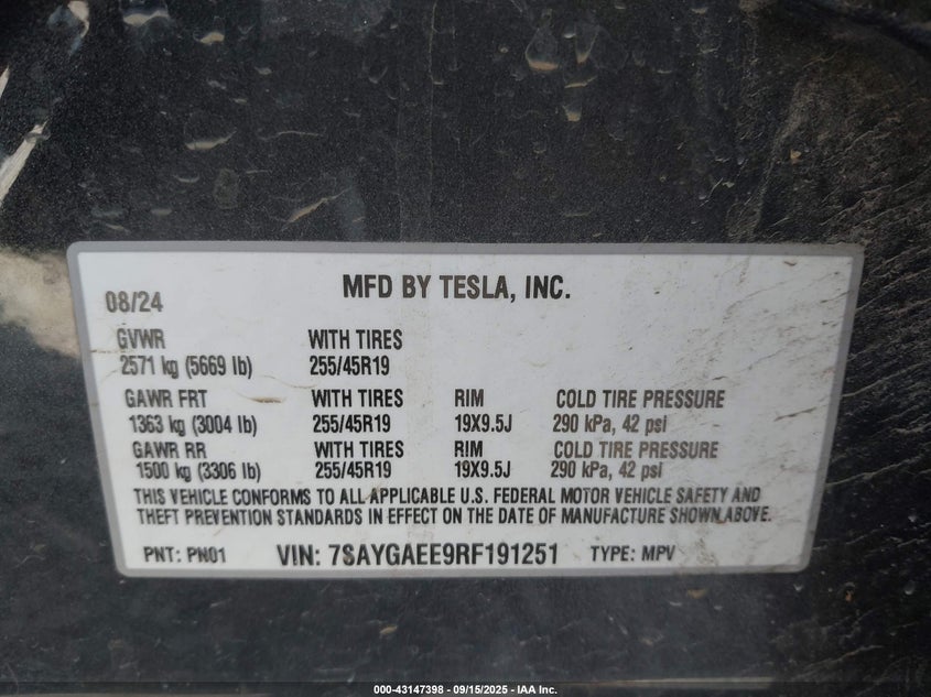 2024 TESLA MODEL Y LONG RANGE DUAL MOTOR ALL-WHEEL DRIVE 7SAYGAEE9RF191251