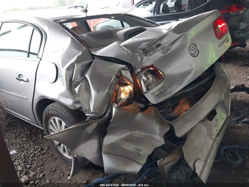 2008 Buick Lucerne Cx VIN: 1G4HP572X8U120942 Lot: 43147435