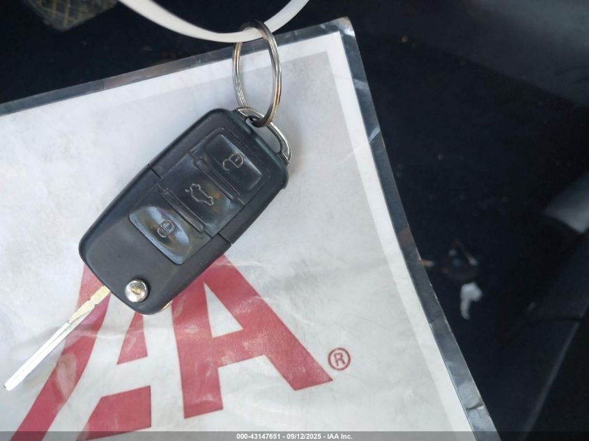 2007 Volkswagen New Beetle 2.5 VIN: 3VWPW31C47M512937 Lot: 43147651