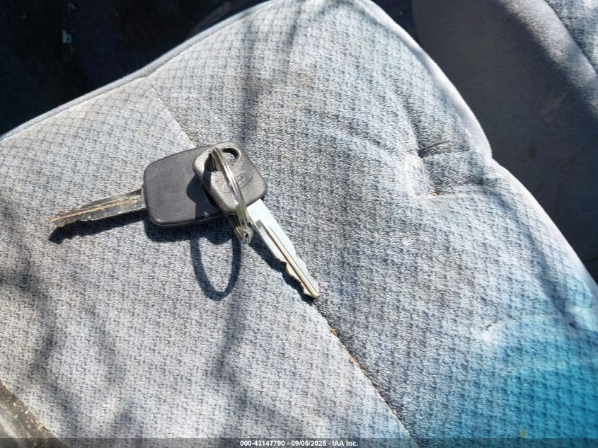 1997 Ford Crown Victoria Lx VIN: 2FALP74W2VX216723 Lot: 43147790