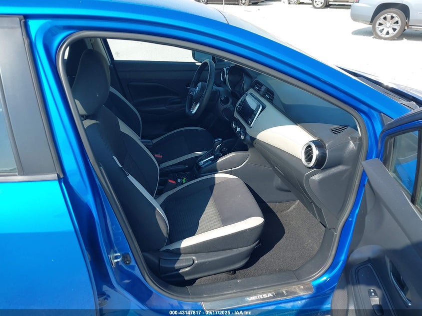 2020 NISSAN VERSA SV XTRONIC CVT 3N1CN8EV3LL815045