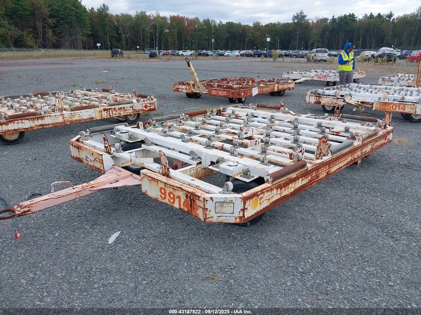 1980 Equipment Gse Cbd2201 white null null 00000000000099142 photo #3