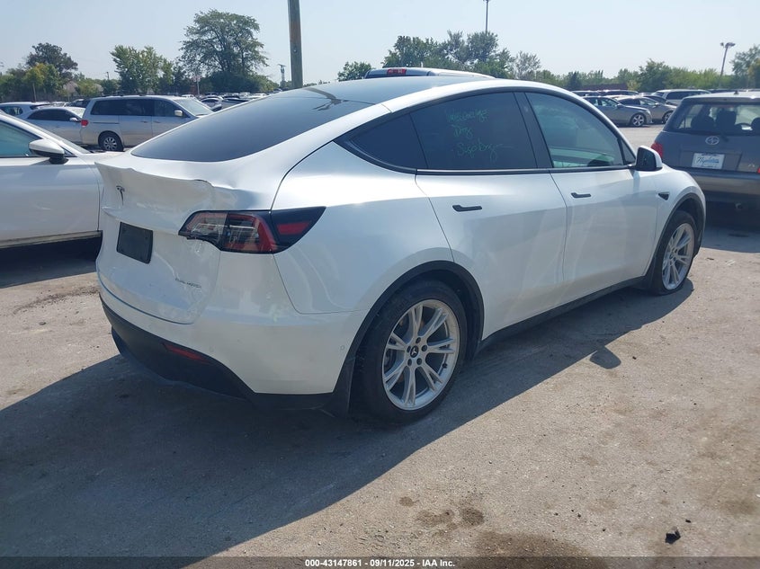 5YJYGDEE8MF283538 2021 TESLA MODEL Y photo no. 4