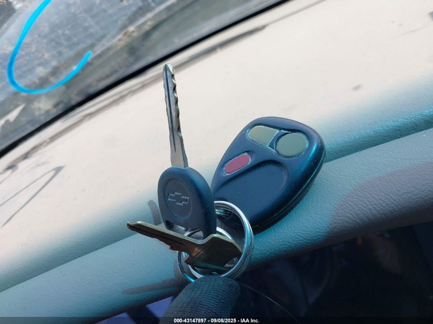 2001 Chevrolet Tahoe Ls VIN: 1GNEK13T91R210628 Lot: 43147897