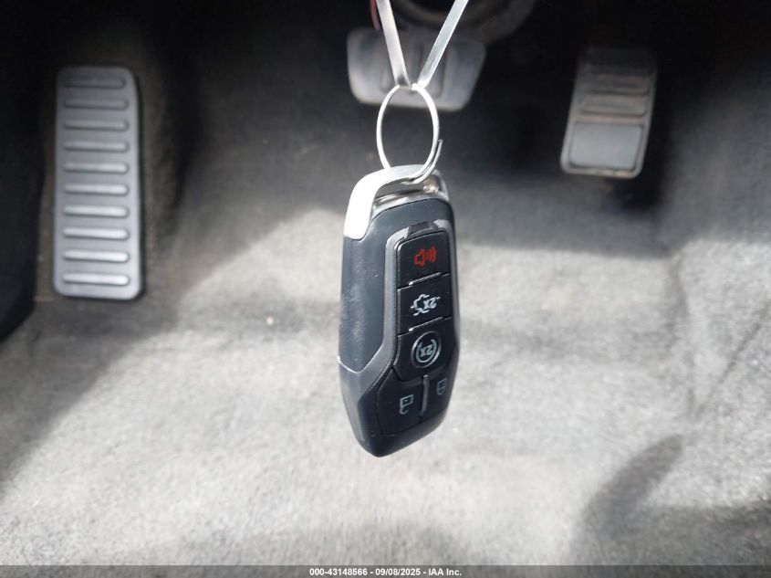 2017 Ford Mustang V6 VIN: 1FA6P8AM4H5301946 Lot: 43148566