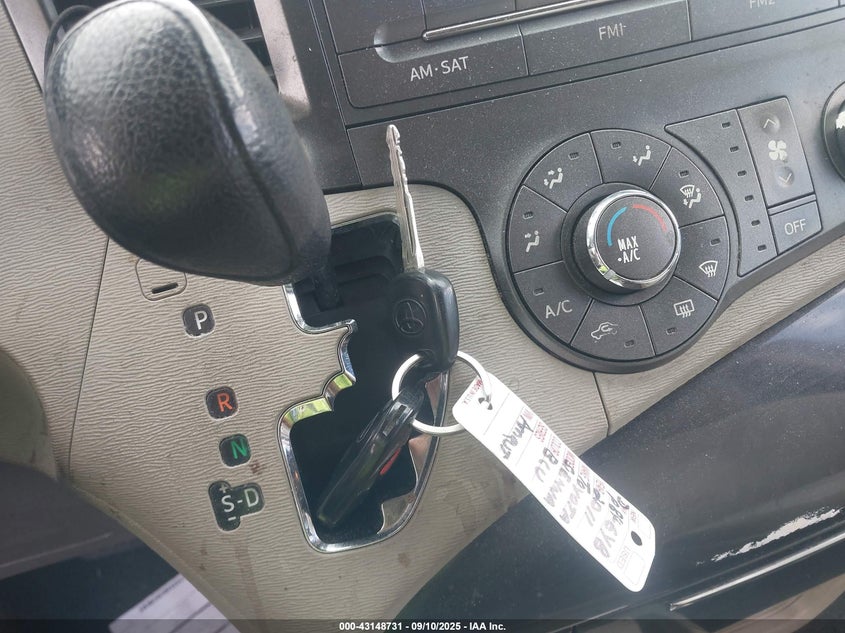 2011 Toyota Sienna Le VIN: 5TDKA3DC8BS006818 Lot: 43148731