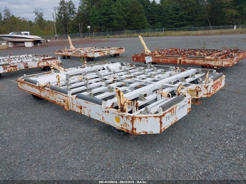 1980 Equipment Gse Cbd2201 white null null 00000000000095014 photo #1