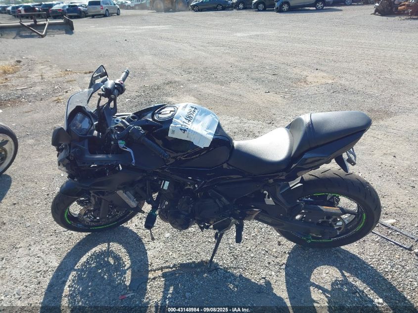 2023 Kawasaki Ex650 R VIN: ML5EXER11PDA84050 Lot: 43148984