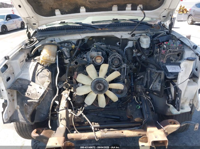 2005 GMC Sierra 2500Hd Work Truck VIN: 1GDHC29U15E283042 Lot: 43149072