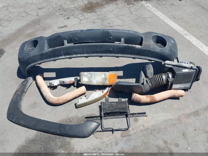 2005 GMC Sierra 2500Hd Work Truck VIN: 1GDHC29U15E283042 Lot: 43149072