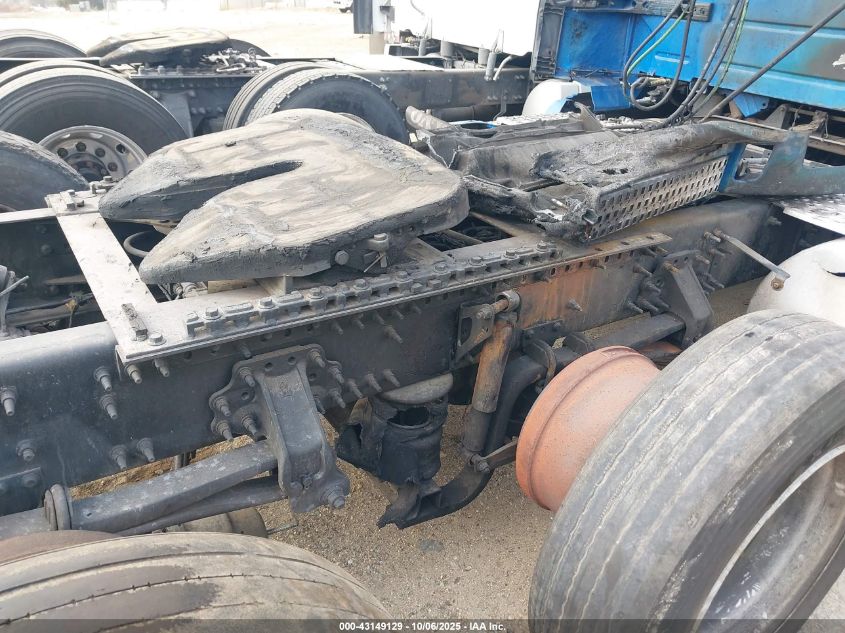 2015 Volvo Vn Vnl VIN: 4V4NC9EH2FN176922 Lot: 43149129