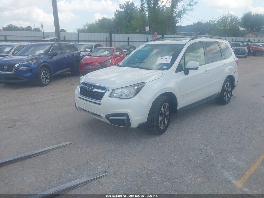 Vin: jf2sjagc5hh510662, lot: 43643525, subaru forester 2.5i premium 20172