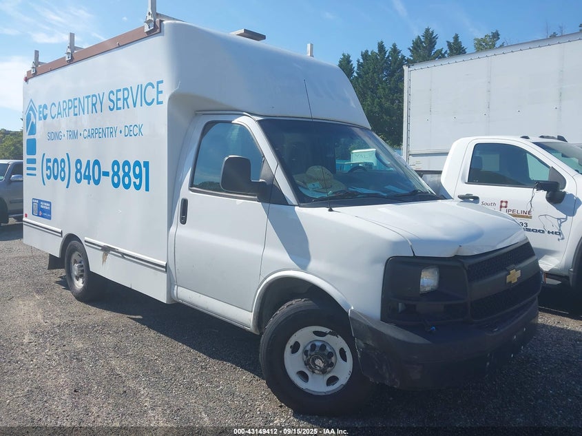 1GB0GRFF4H1333789 2017 Chevrolet Express Cutaway Work Van auction photo 1