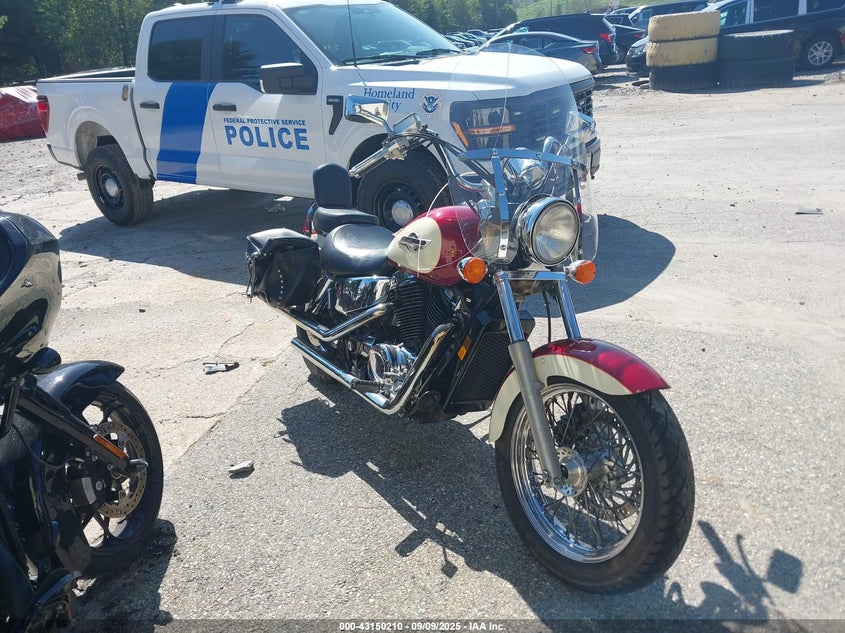 1HFSC323XVA203025 1997 Honda Vt1100 C2A/C2Ac auction photo 1