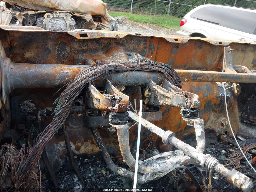 2001 Ford F-150 Xl/Xlt VIN: 1FTZF18281NA18803 Lot: 43150332