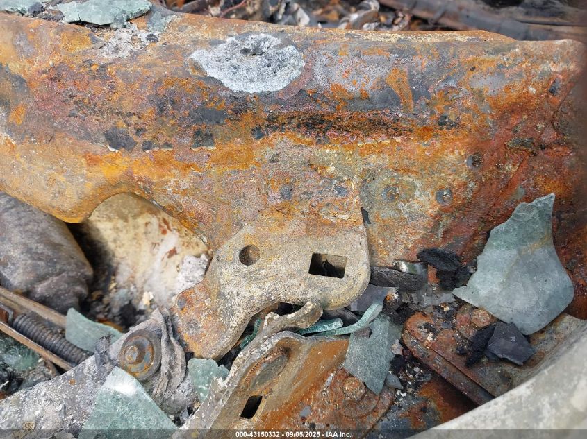 2001 Ford F-150 Xl/Xlt VIN: 1FTZF18281NA18803 Lot: 43150332