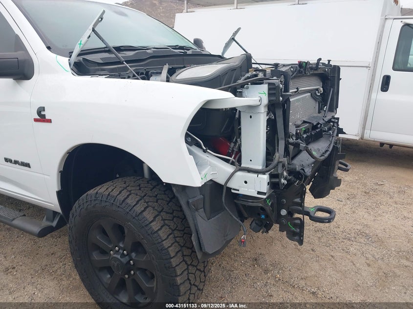 2024 Ram 3500 Big Horn 4X4 6'4 Box VIN: 3C63R3DL5RG346750 Lot: 43151133