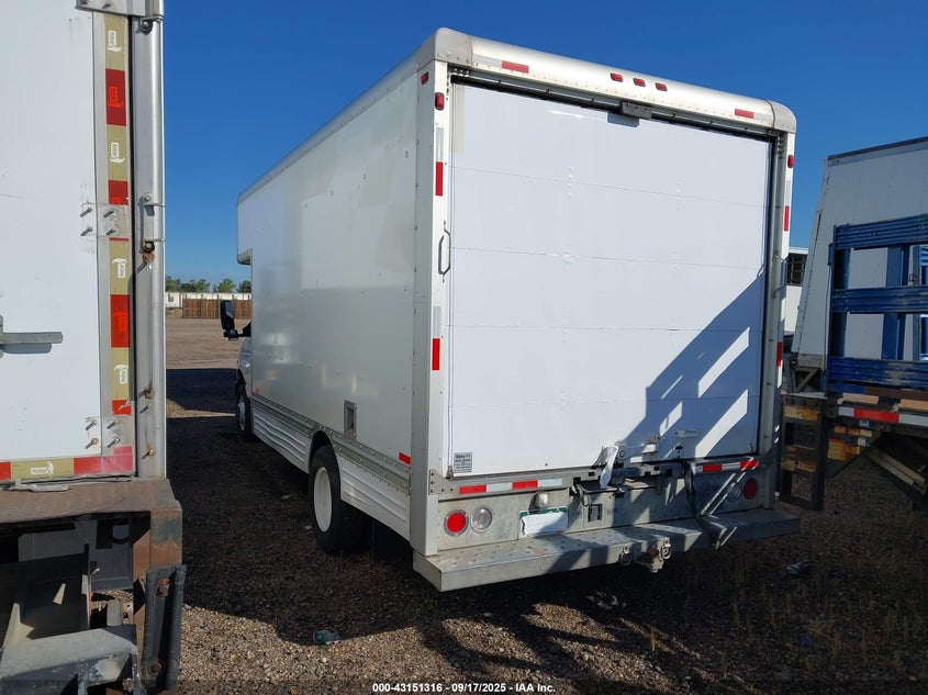 2007 Ford E-450 Cutaway