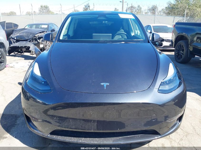 2024 Tesla Model Y Long Range Dual Motor All-Wheel Drive VIN: 7SAYGDEEXRF161757 Lot: 43151437