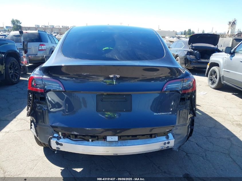 2024 Tesla Model Y Long Range Dual Motor All-Wheel Drive VIN: 7SAYGDEEXRF161757 Lot: 43151437