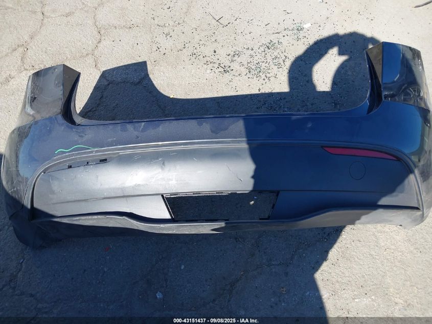 2024 Tesla Model Y Long Range Dual Motor All-Wheel Drive VIN: 7SAYGDEEXRF161757 Lot: 43151437