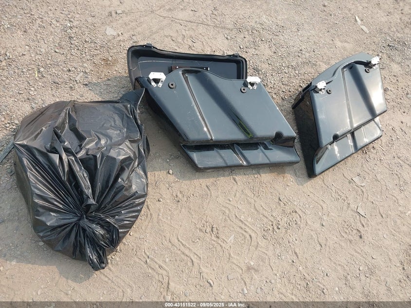 2013 Harley-Davidson Fltrx Road Glide Custom VIN: 1HD1KHM16DB695769 Lot: 43151522