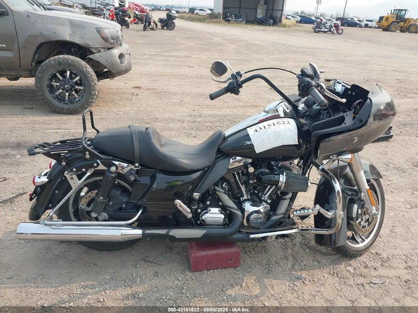 2013 Harley-Davidson Fltrx Road Glide Custom VIN: 1HD1KHM16DB695769 Lot: 43151522