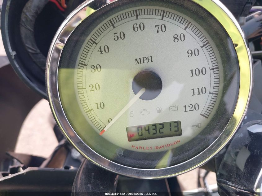 2013 Harley-Davidson Fltrx Road Glide Custom VIN: 1HD1KHM16DB695769 Lot: 43151522