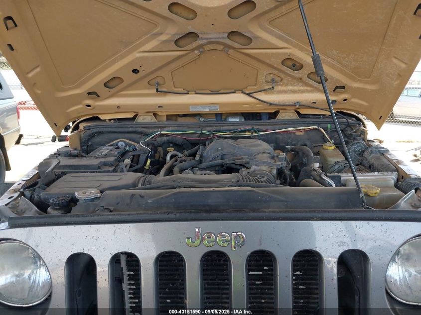 2013 Jeep Wrangler Unlimited Freedom Edition VIN: 1C4BJWDG1DL618965 Lot: 43151590