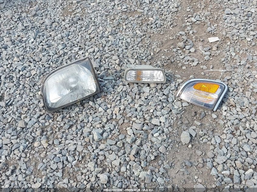 2001 Toyota Tacoma VIN: 5TEWM72N01Z843651 Lot: 43151598