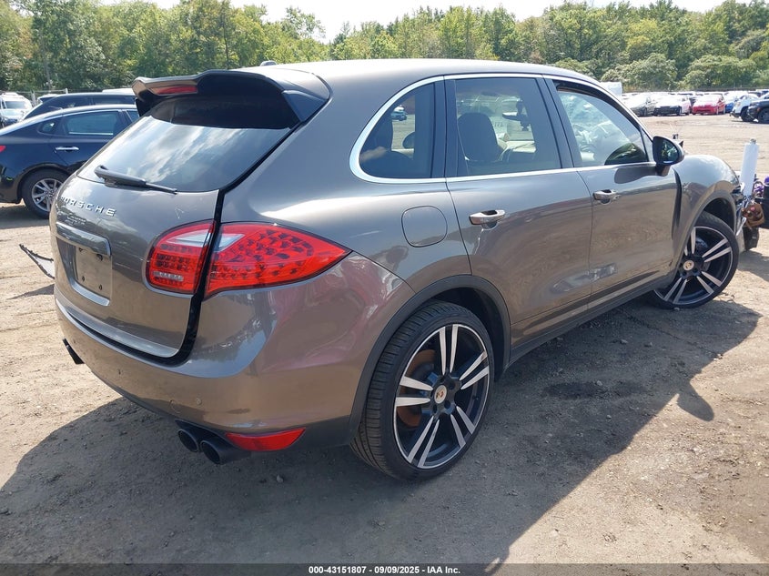 2012 PORSCHE CAYENNE auction photo 4