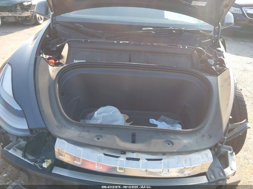 2024 Tesla Model Y Long Range Dual Motor All-Wheel Drive VIN: 7SAYGDEE0RA234017 Lot: 43151876