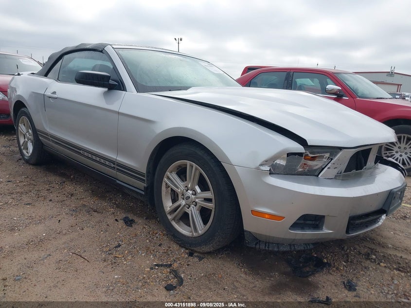 FORD MUSTANG V6/V6 PREMIUM