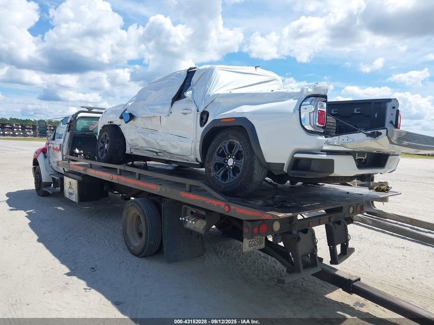 Vin: 1gtp5bek8r1107584, lot: 43646380, gmc canyon 2wd elevation 20243