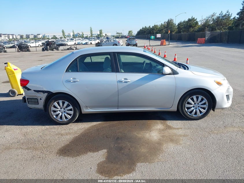 2013 TOYOTA COROLLA LE - 2T1BU4EE7DC069613