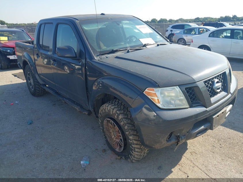 NISSAN FRONTIER PRO-4X
