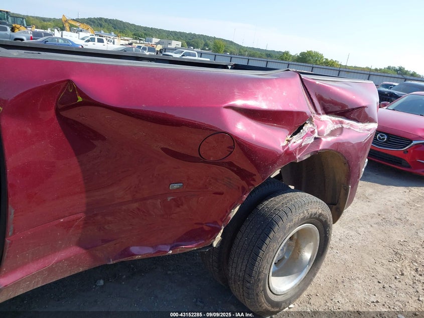 2024 Ram 3500 Tradesman 4X4 8' Box VIN: 3C63RRGL1RG346954 Lot: 43152285